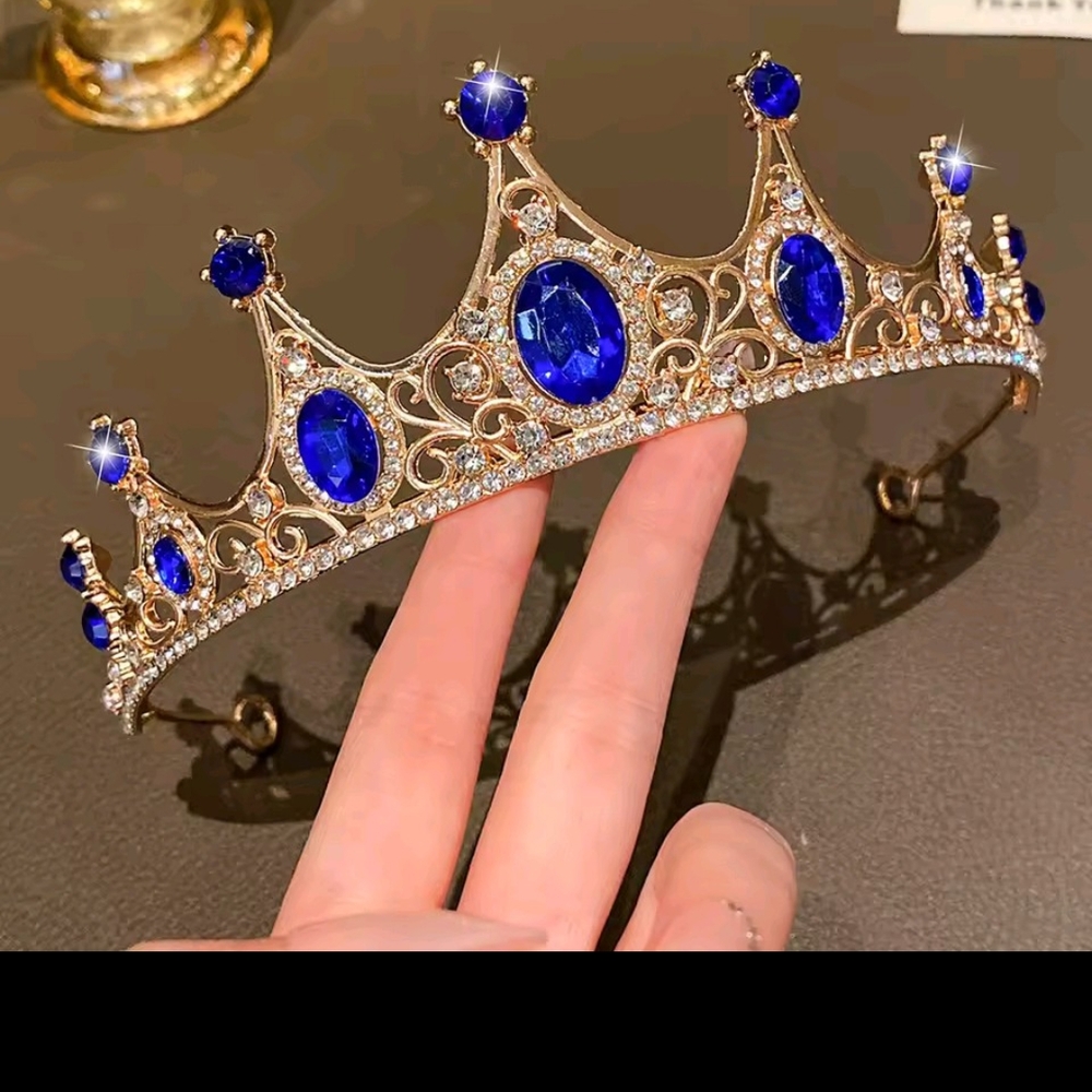 Elegant Blue and Gold Tiara